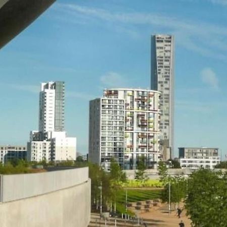 New Manhattan Loft Gardens Stratford London Bagian luar foto